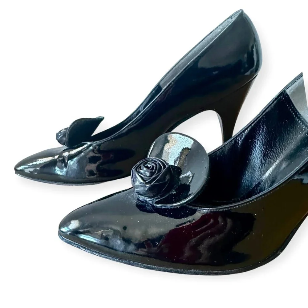 Vintage Herbert Levine Black Patent Pumps Rosette Detail 1950s -1960s Size 6 AAA